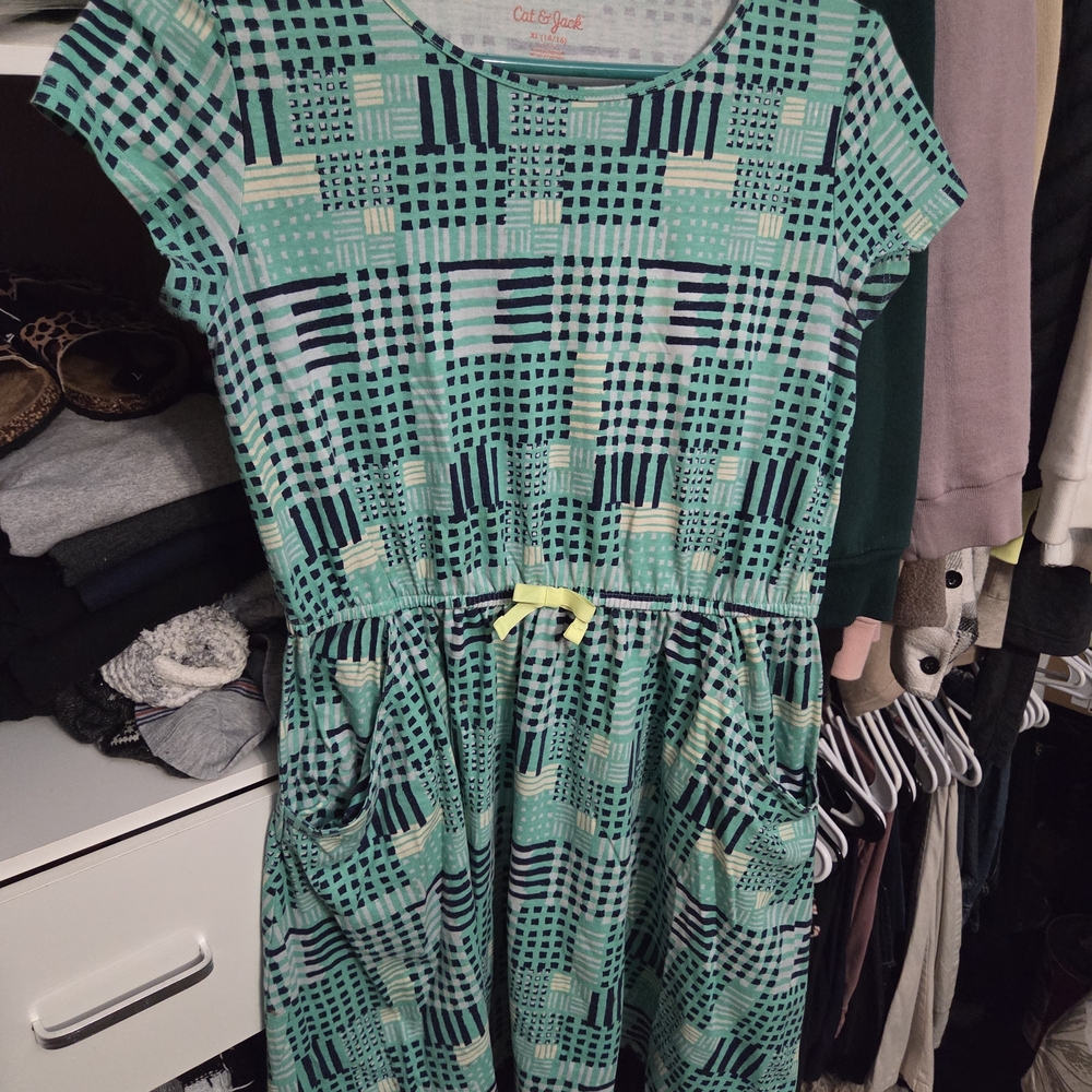 Cat & Jack Mint Green Geometric Short Sleeve Dress with Yellow Bow